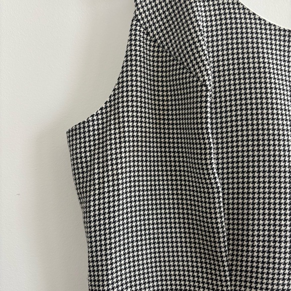Vintage Fitted Houndstooth Scoop Neck Dress - Picture 4 of 9